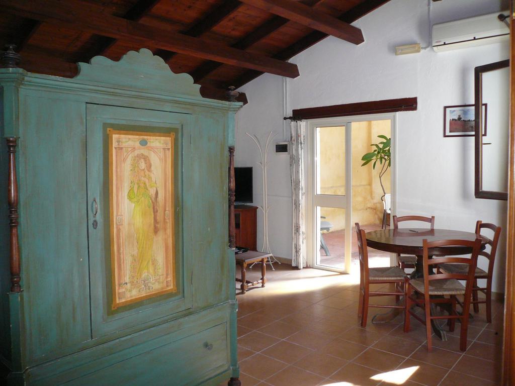 Le Case Del Vivaio Aparthotel Sciacca Habitación foto
